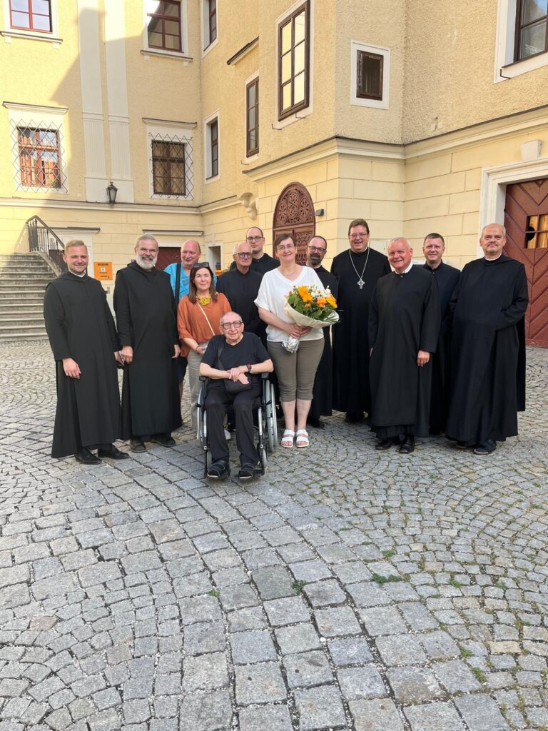 Jubel und Dank! Zwei verdienten Jubilaren gratulierten und dankten wir in diesen Tagen.